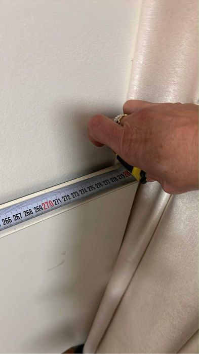 Спалня с матрак и шкафчета