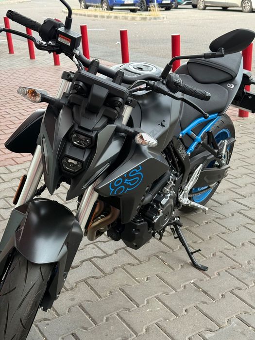 Suzuki GSX-8S Suzuki GSX 8S, Primul proprietar