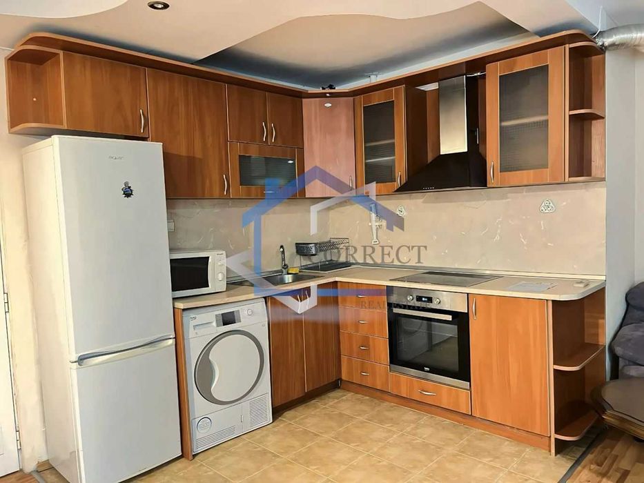 Дава се под наем Многостаен апартамент в Варна, Гръцка махала - 110 кв.м за 510 € - Снимка #1