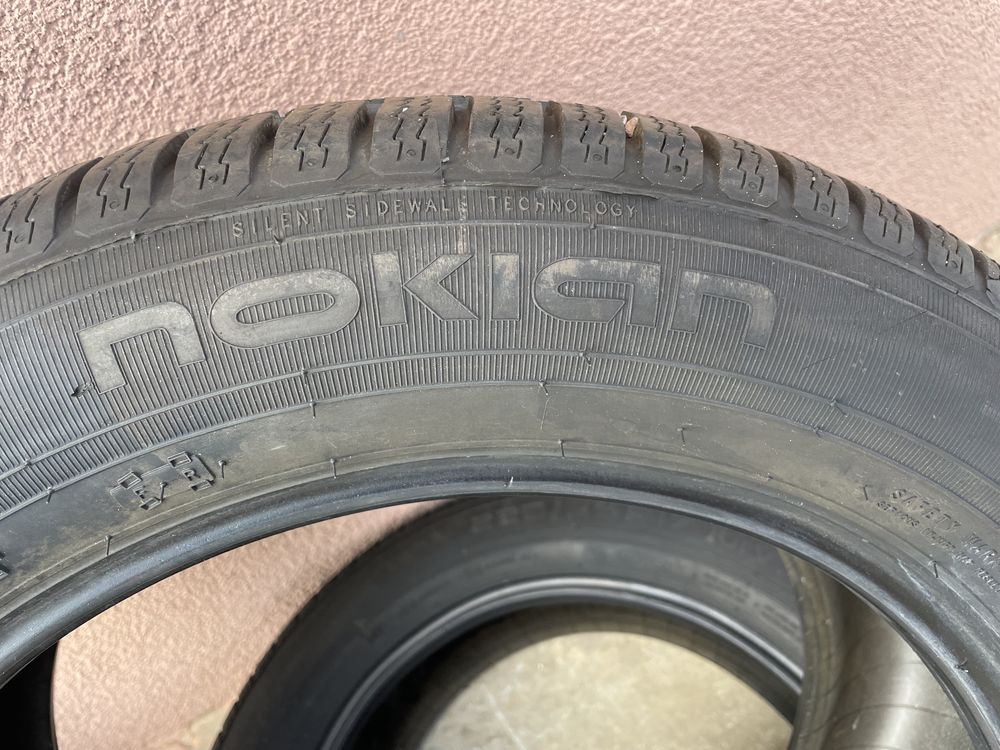 4бр.Зимни гуми NOKIAN WR /НОКИАН/225/55/R17/dot3813г.