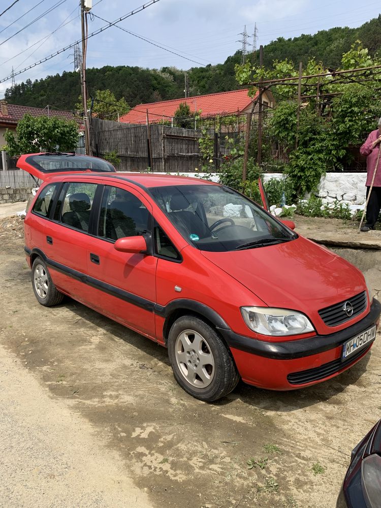 Opel zafira  1,6  benzina si gpl ,