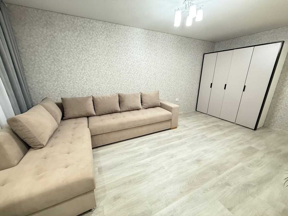 Дава се под наем Двустаен апартамент в София, Западен парк - 60 кв.м за 350 € - Снимка #1