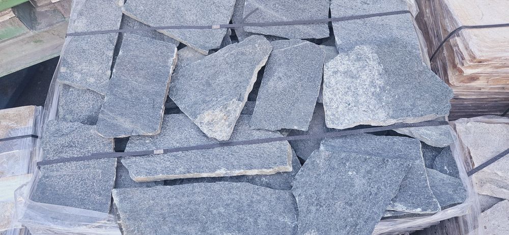 Piatră naturală poligonală