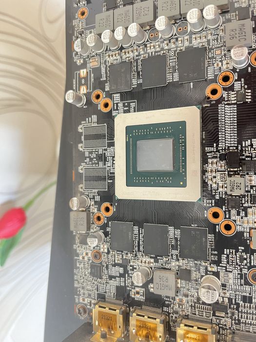Gigabyte RX5600 XT 6Gb
