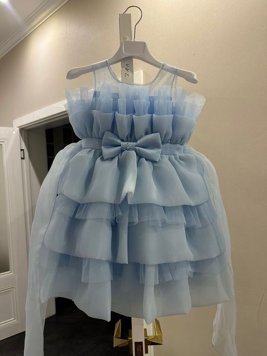 Продадим детские платья