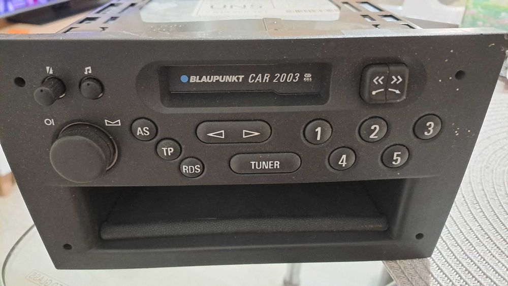 Радио плейър Blaupunkt 2003