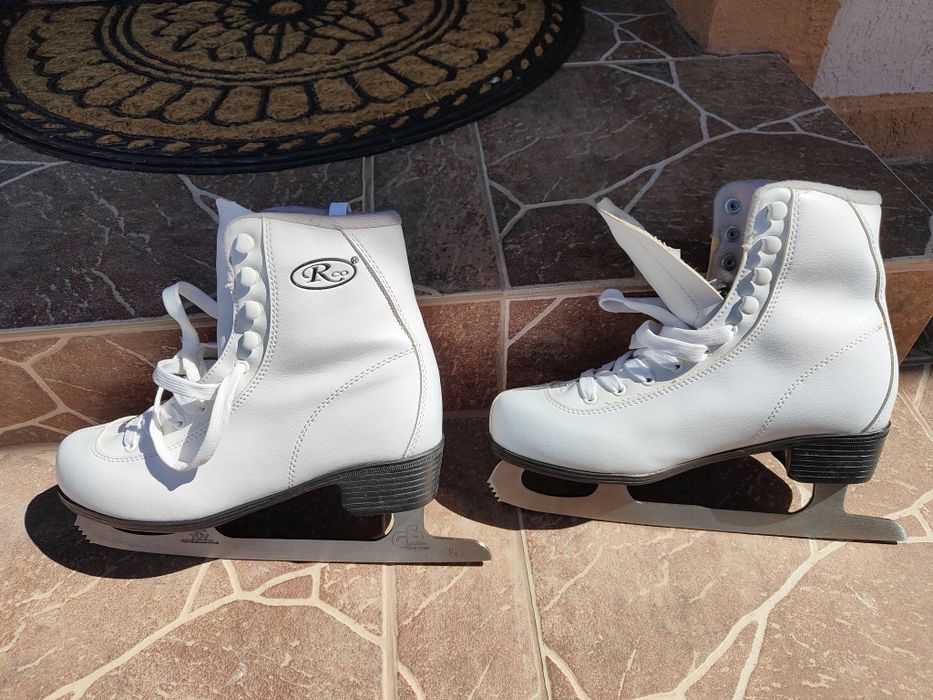 Patine gheata albe purtate de 2 ori 39