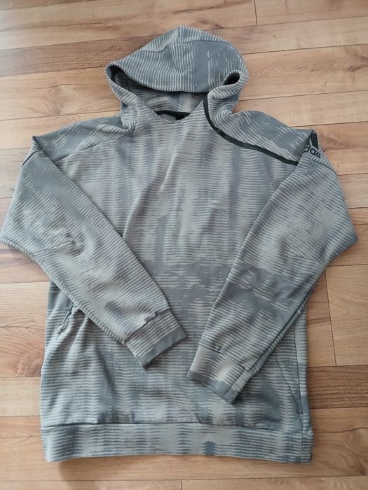 Суитшърт Adidas L размер