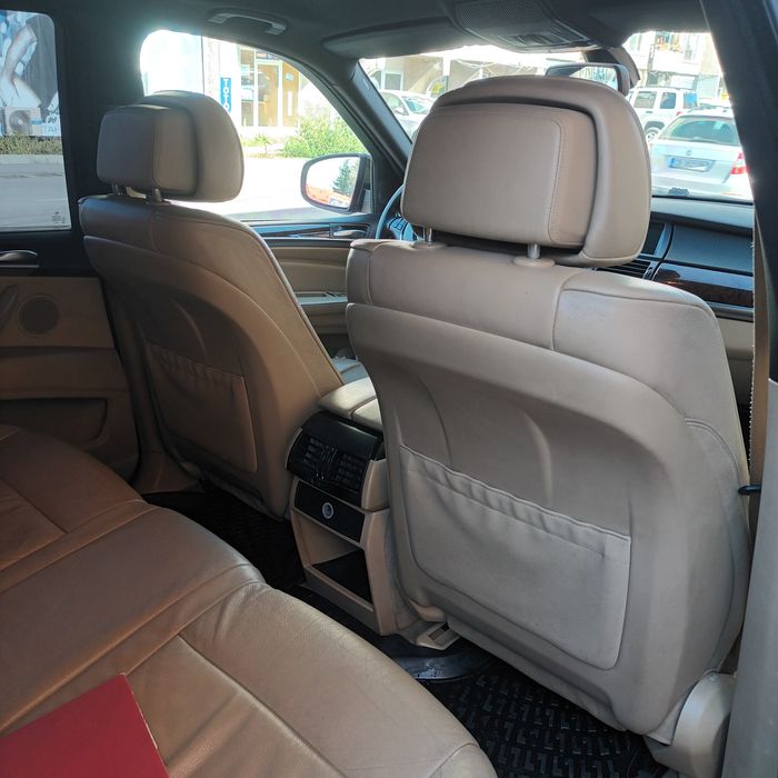 BMW X5 2008 година