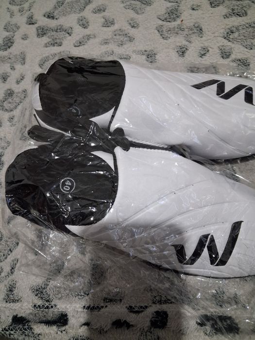 Соги ,40размер ,новый