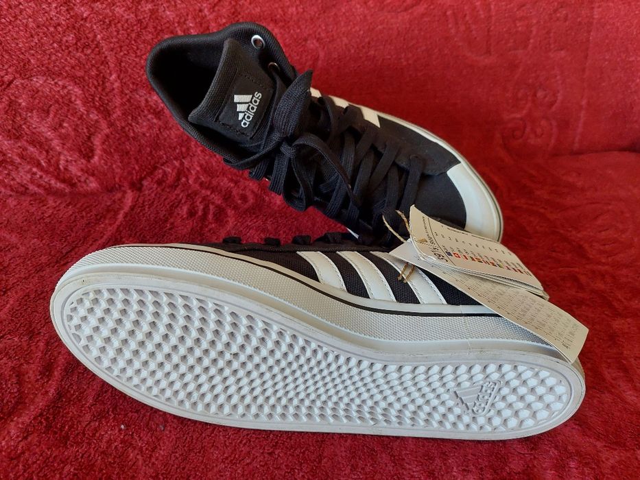 Adidași Adidas  Bravada mid 2.0