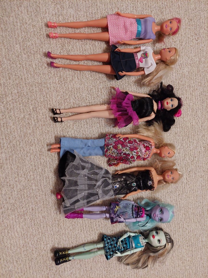 Papusi printese Barbie