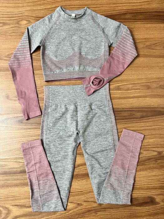 Фитнес костюм новый