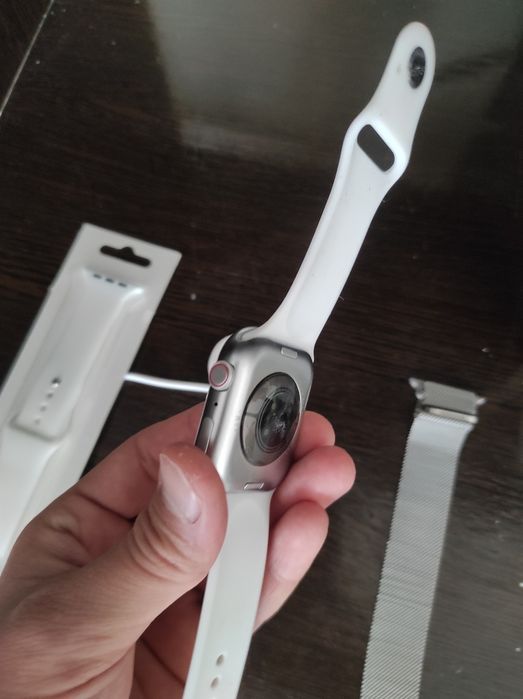 Смарт часы отлично работает