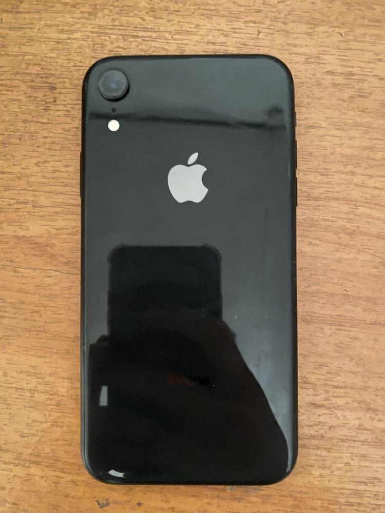 Iphone xr черный