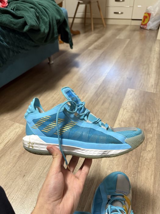 баскетболни маратонки Adidas Dame