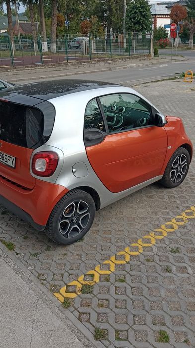 SMART FORTWO COUPE ..6000 euro pret negociabil