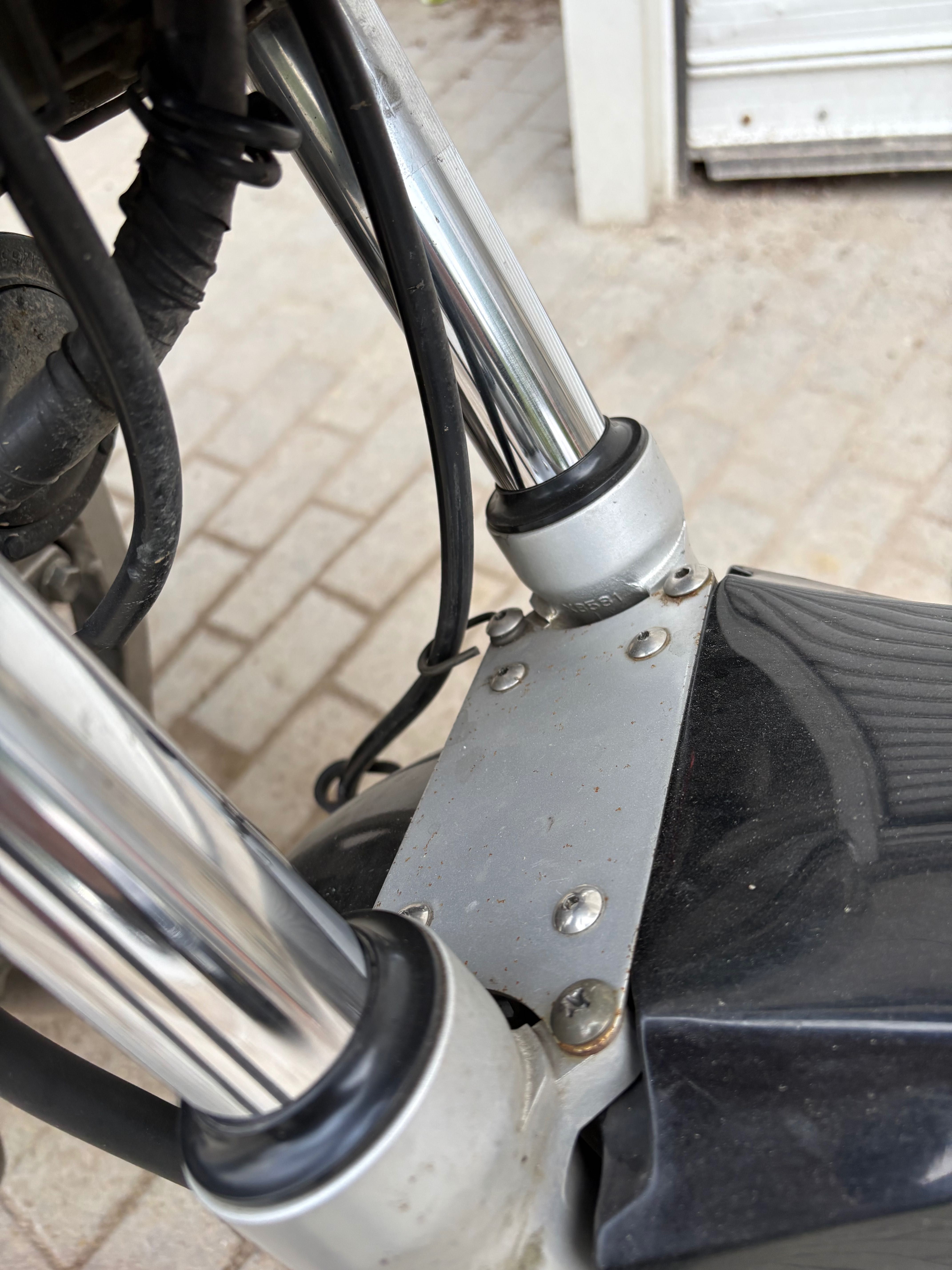 Продавам Suzuki GS500E
