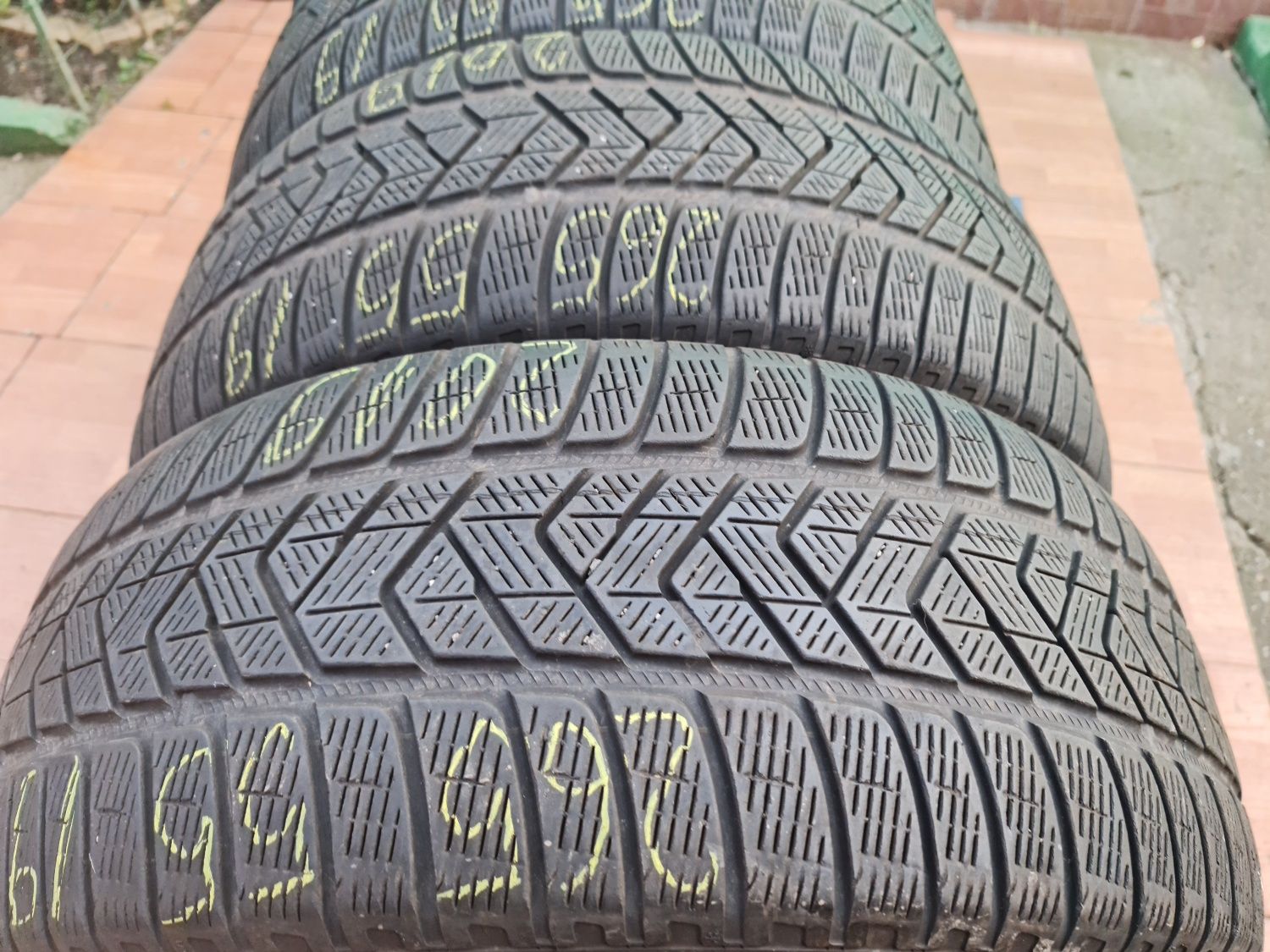 265/55/19" Set 4 buc,PIRELLI SCORPION,dot2019,anv m+s iarnă.Impecabile