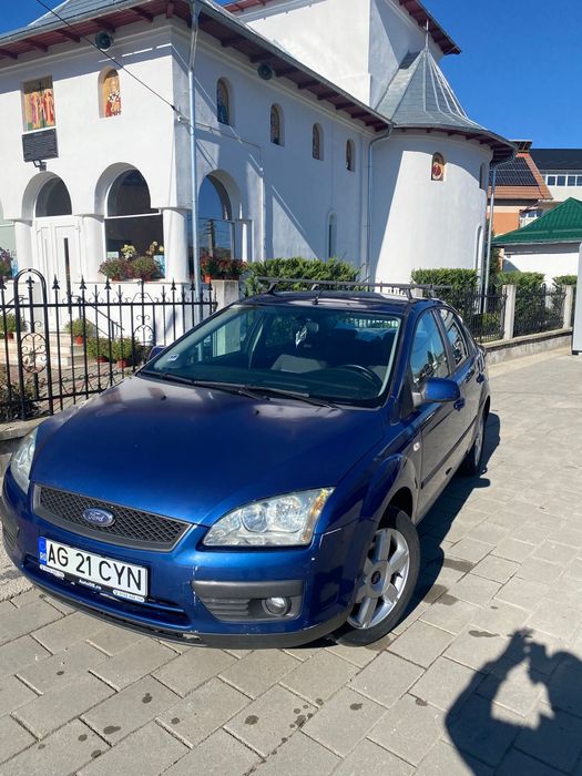 Vând Ford focus 2 1.6 benzina 99.999km 2008