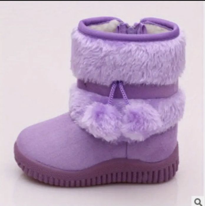 Ботинки детские, новые , легкие