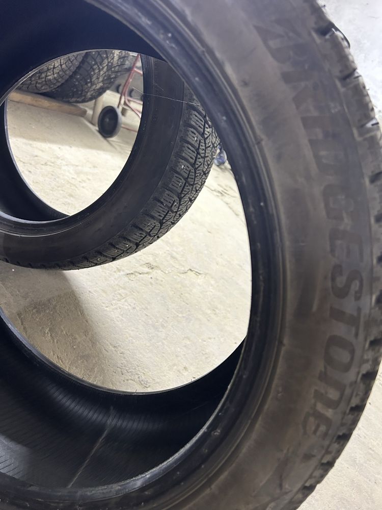 2 шины шипованные шины Bridgestone Blizzak Spike -02 размер 235/45R18