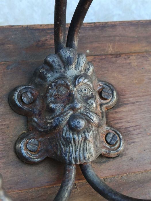 Дървена винтидж закачалка. 45 лв. за бр.