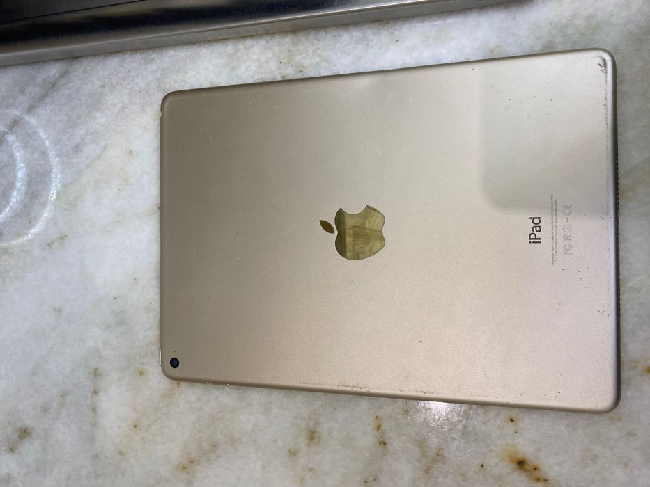 Продам Aipad air 2