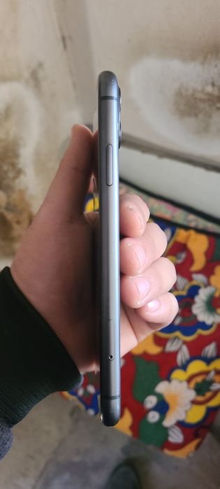 Iphone 11  128/100