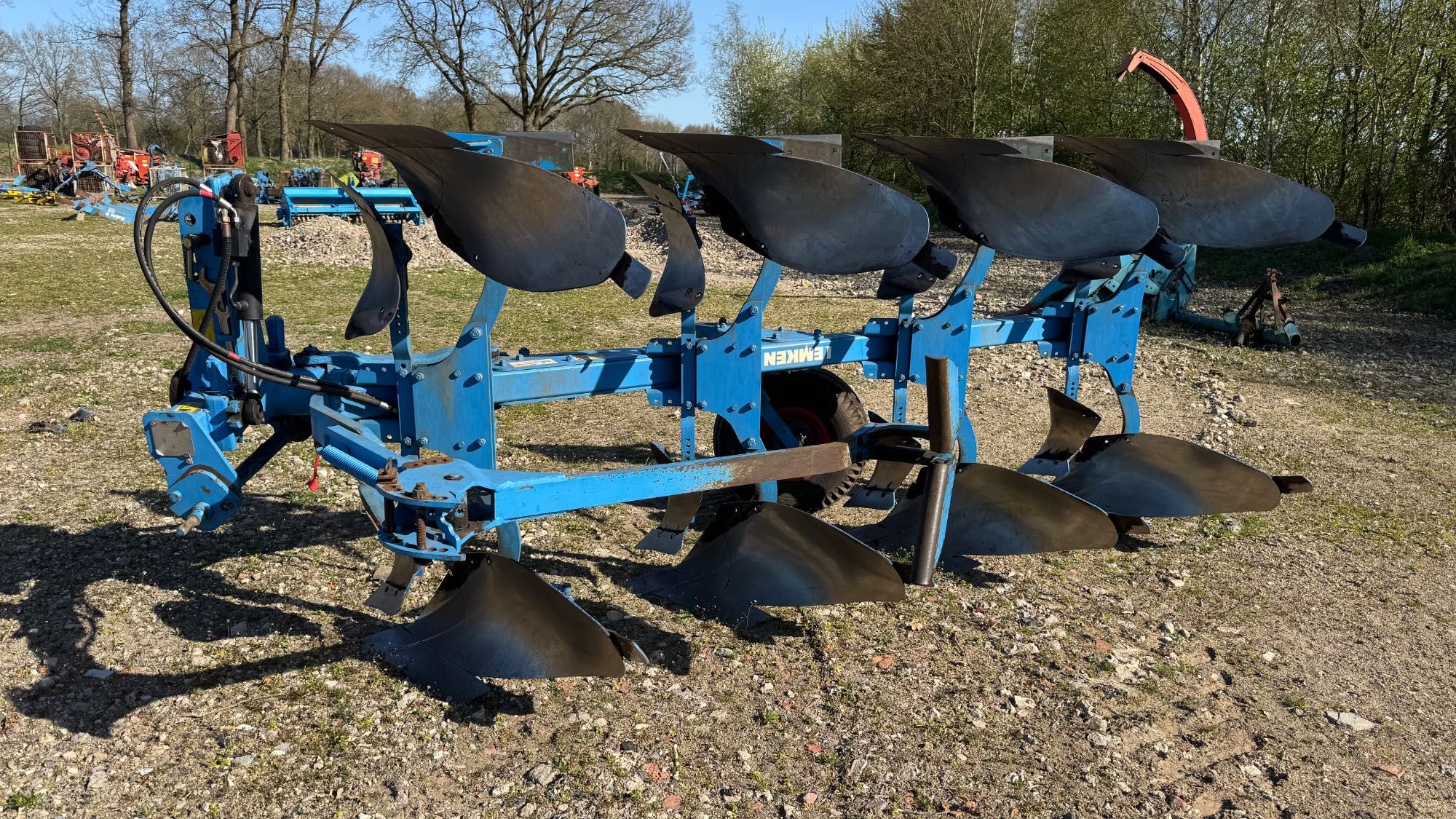Lemken Europal 5 Belarus, Case Puma, John Deere, Claas tortadi