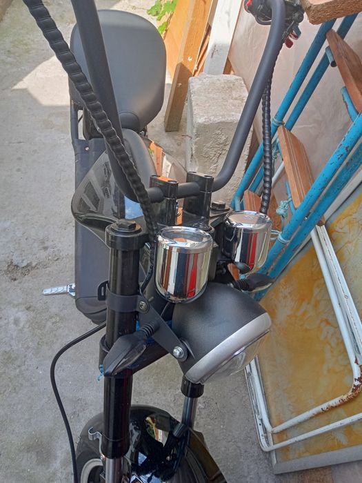 Scuter nou Electric