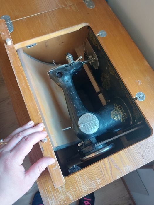 Руска крачна шевна машина Юнион, Union