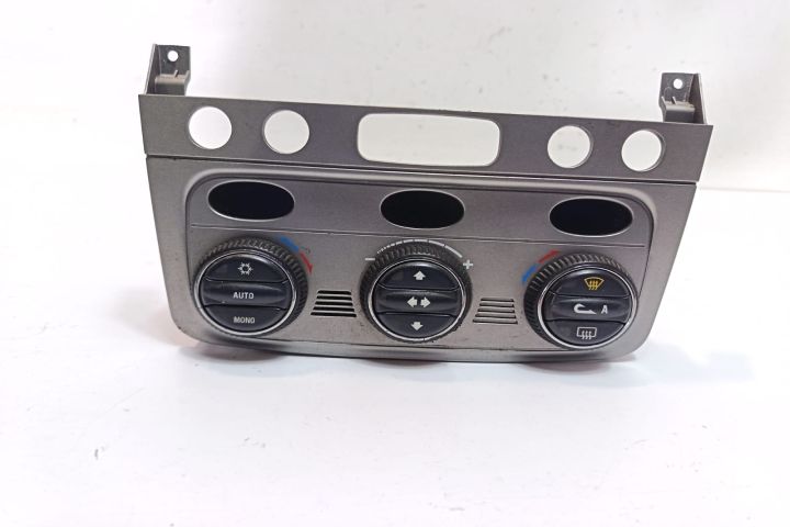 Comanda clima 01560513690 Alfa Romeo 147 prima generatie