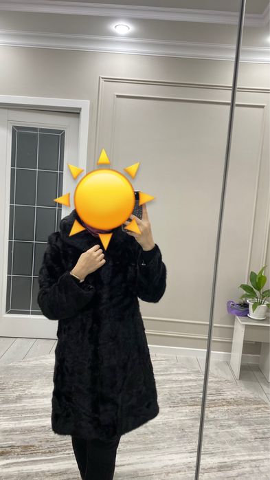 Норковая шуба с капюшоном, состояние отличное