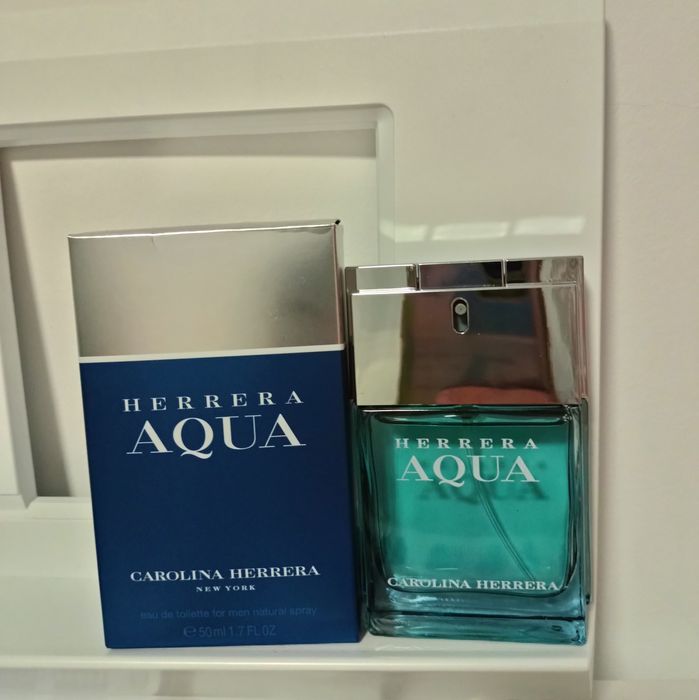 Parfum barbati Caroline Herrera Aqua