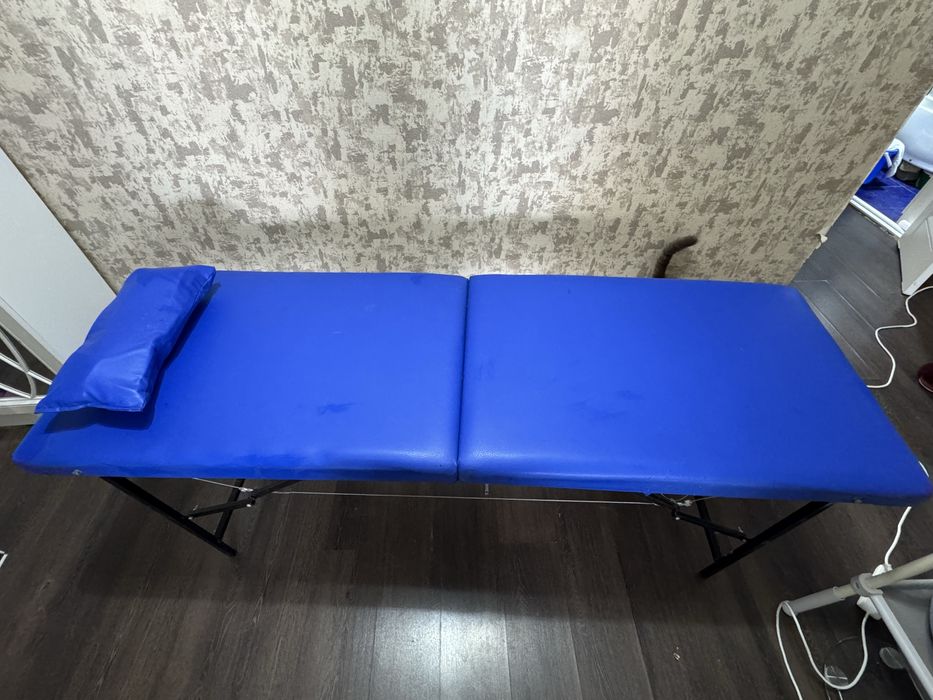 Кушетка для наращивания ресниц