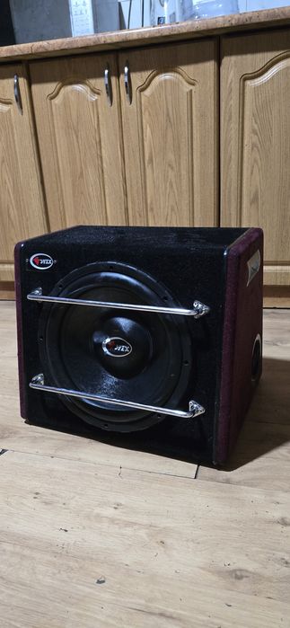 Продам сабвуфер почти не использовали