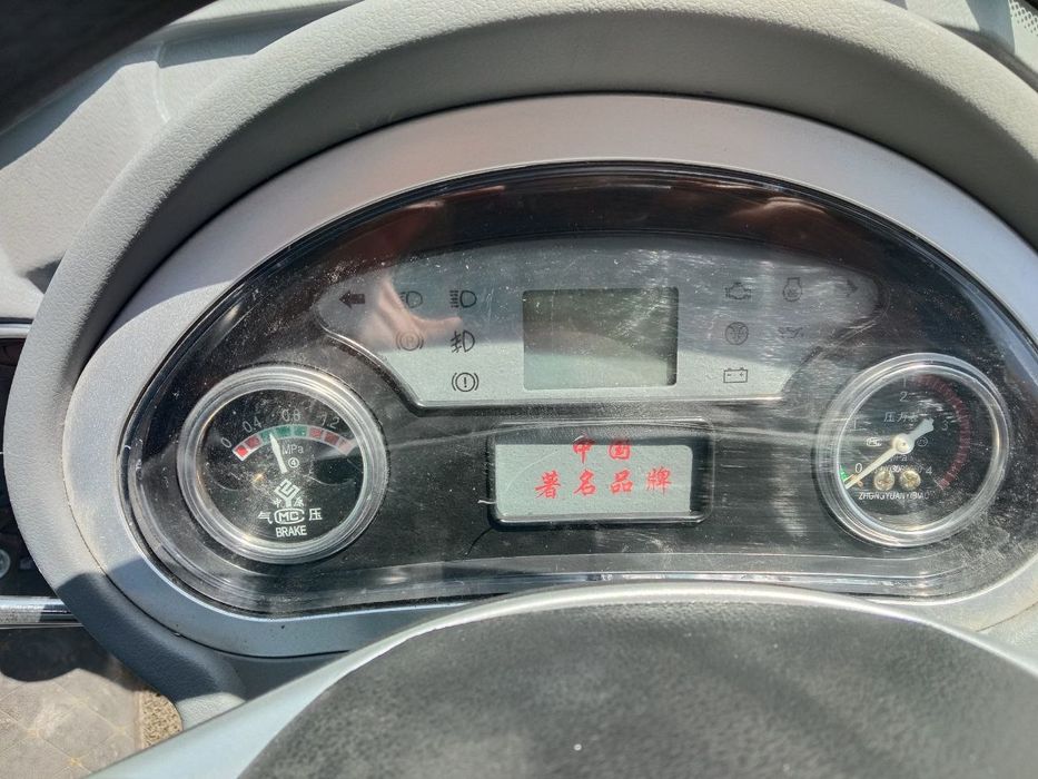 Фронтальный Погрузчик в наличии