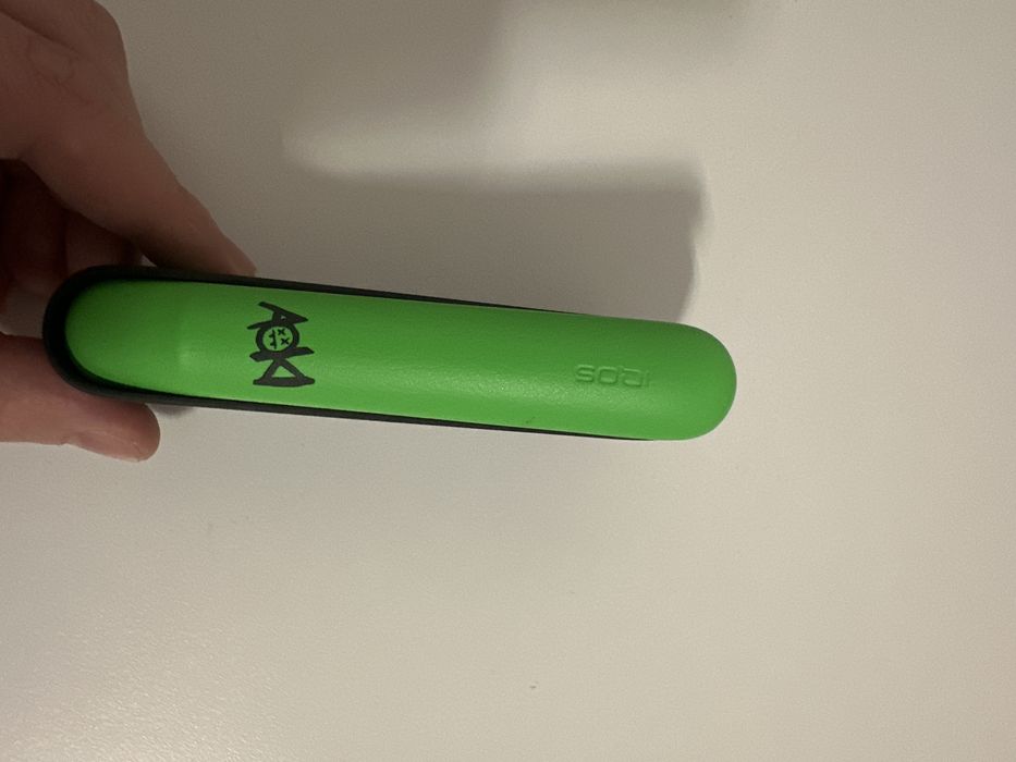 Iqos iluma steve aoki limited