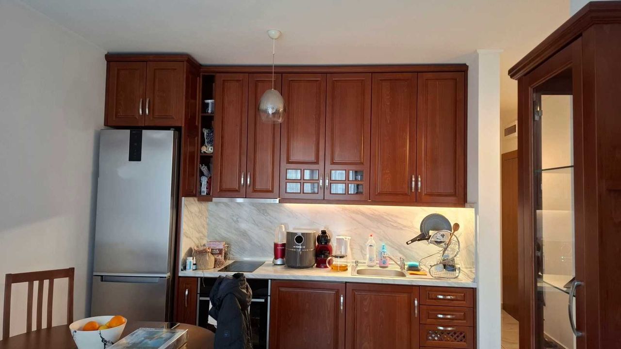 Дава се под наем Двустаен апартамент в София, Витоша - 50 кв.м за 612 € - Снимка #1