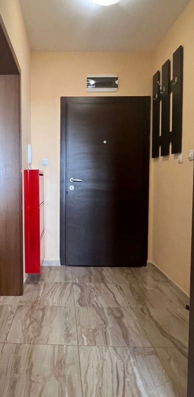 Двустаен апартамент под наем в кв. Каменица 1