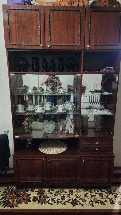 Продаётся серванти стуля