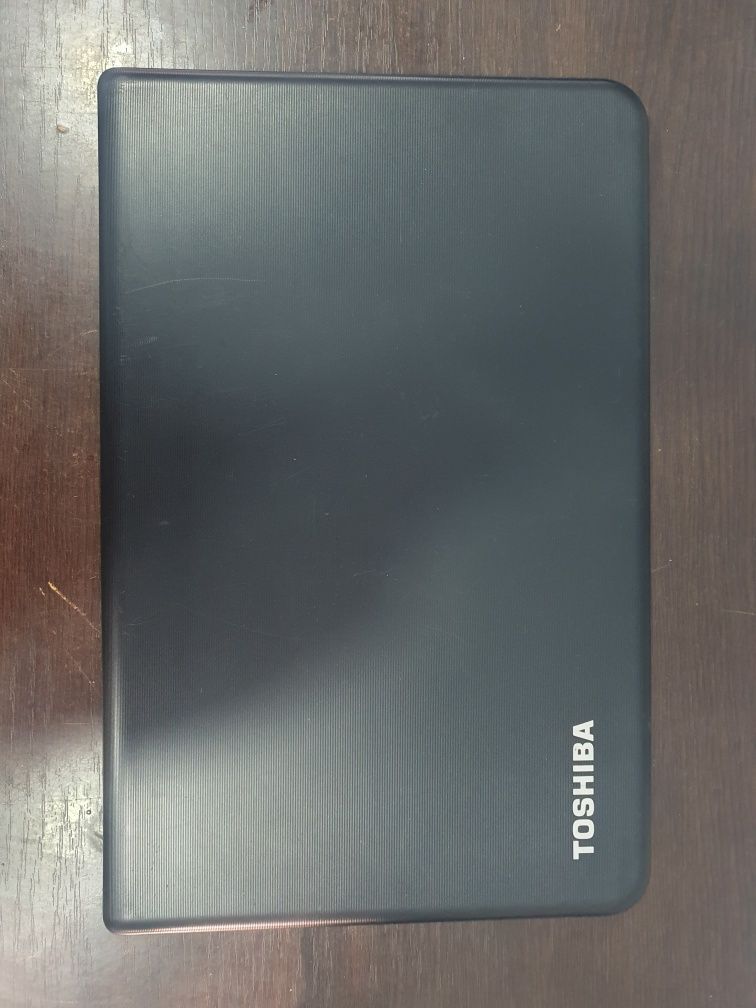 Laptop Toshiba  8gb ram / 1Tb HDD garantie
