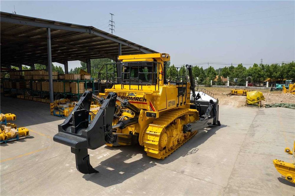 Большой Горный и Карьерный бульдозер. В рассрочку на 3 года