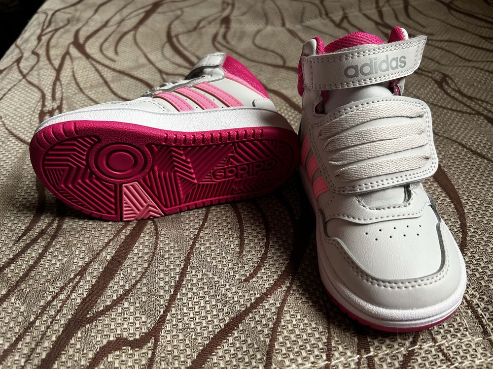 Детски Обувки Adidas/ 22 номер