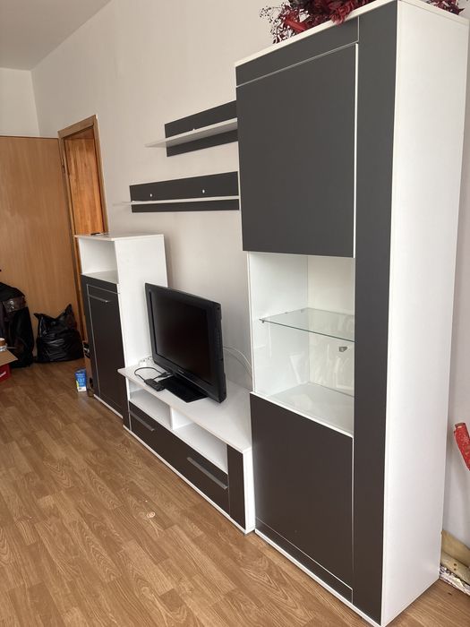 Mobila pentru living + canapea+ masuta