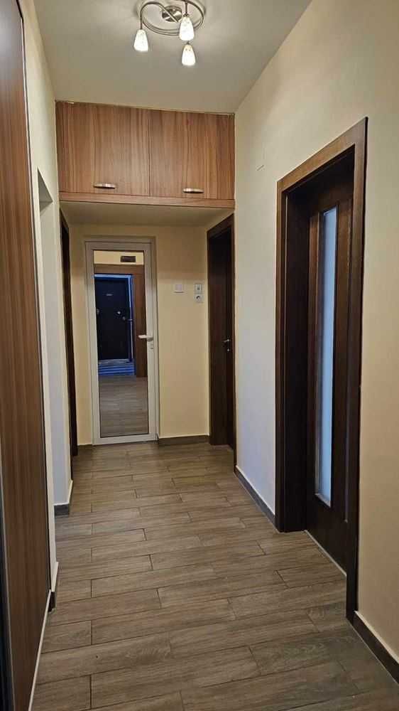 Дава се под наем Тристаен апартамент в София, Лозенец - 90 кв.м за 900 € - Снимка #11