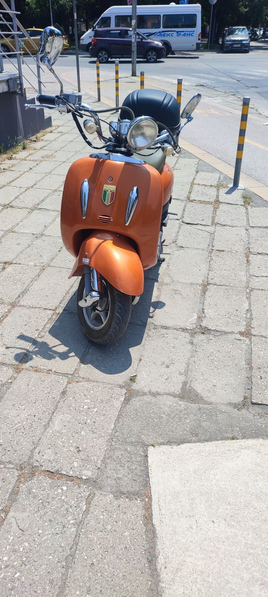 Продавам скутер FOSTI FT50 KTE