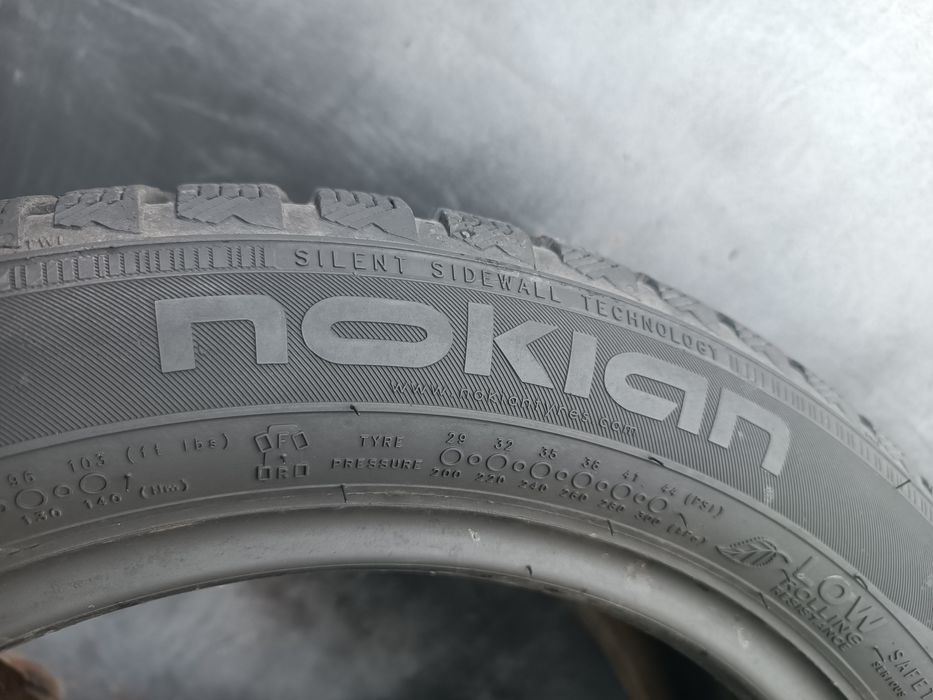195/50/15 Nokian