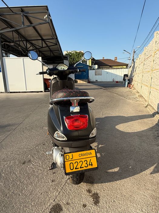 Piaggio Vespa LX 50